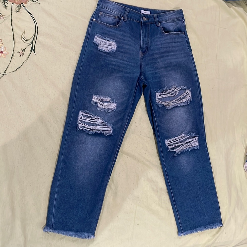Forever 21, High-Rise Ripped Mom Jeans